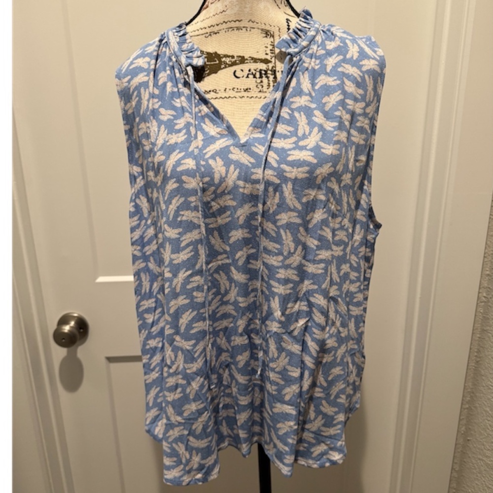 NWT Loft Sleeveless Top Blue Butterfly XL